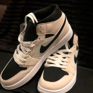 Nike high top air Jordan 1